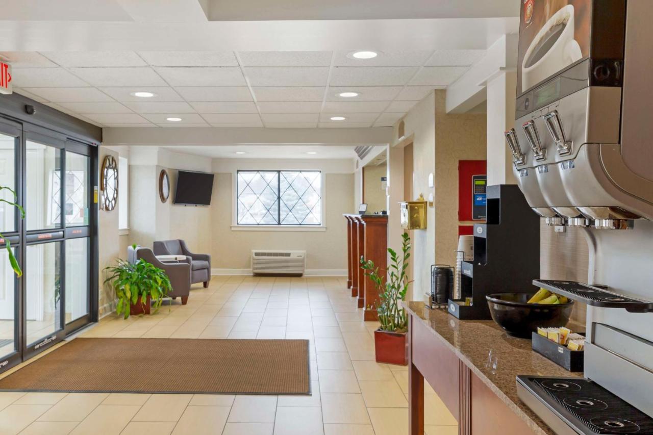 Best Western Plus The Inn At Sharon/Foxboro Exteriör bild