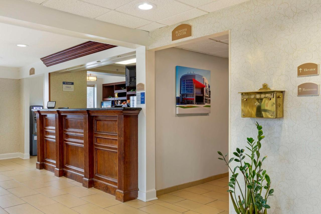 Best Western Plus The Inn At Sharon/Foxboro Exteriör bild
